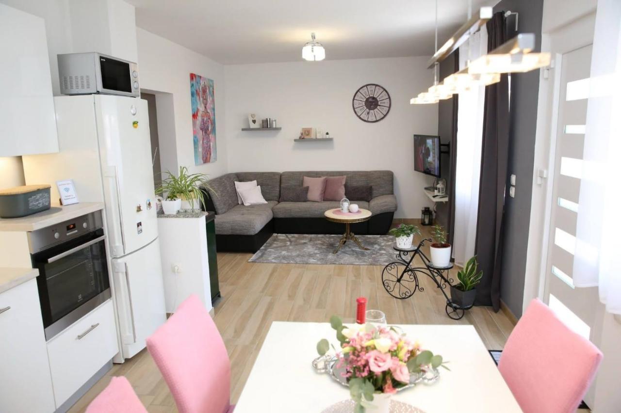 Apartman Andela Vodice Eksteriør bilde