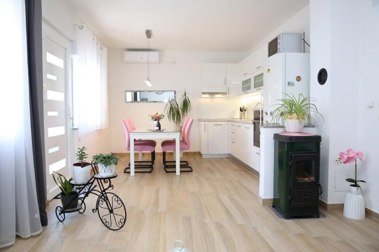 Apartman Andela Vodice Eksteriør bilde