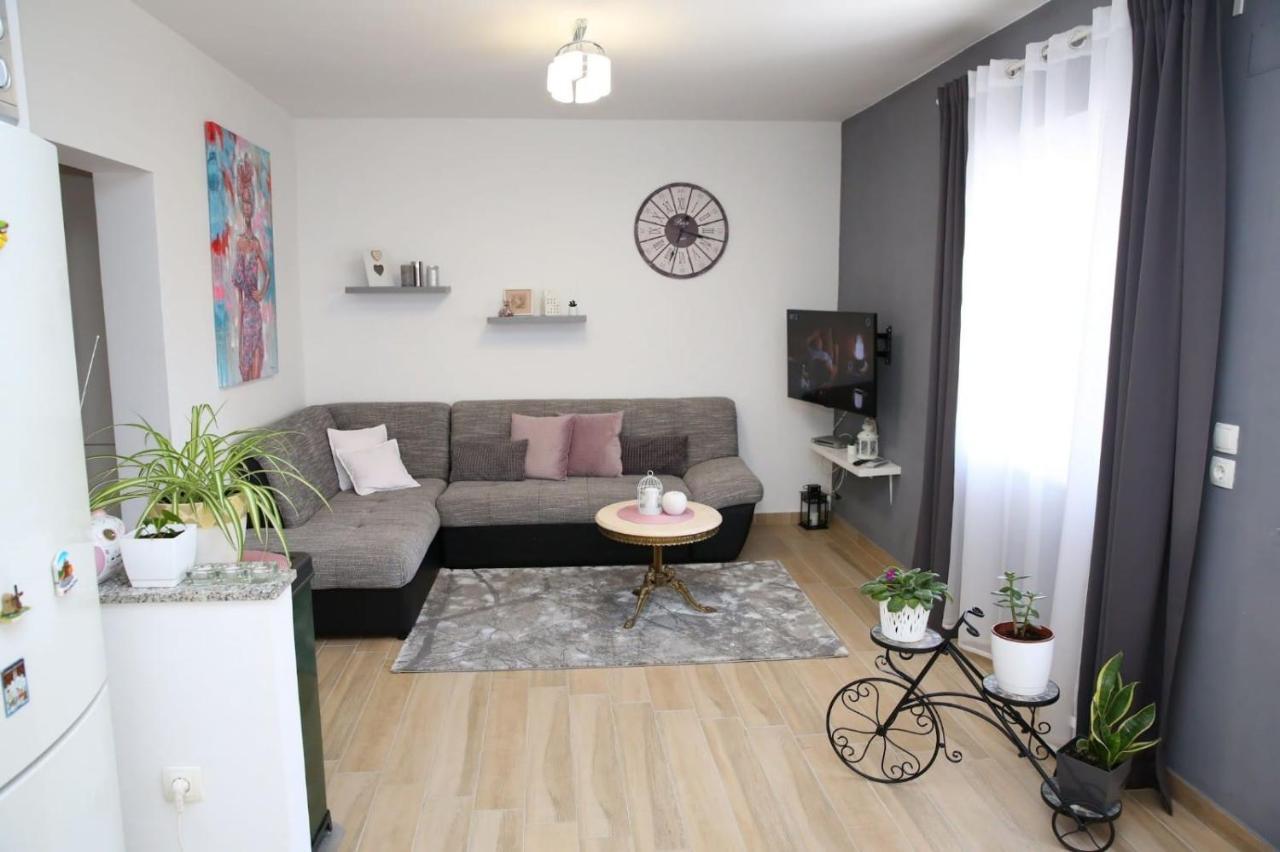 Apartman Andela Vodice Eksteriør bilde